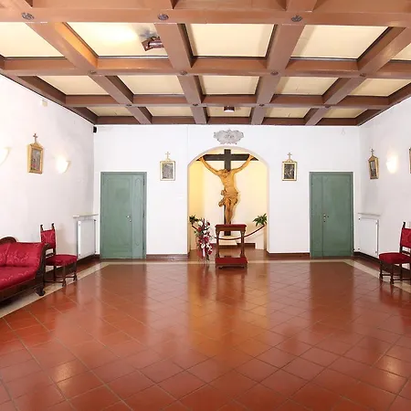 Casa Di Santa Francesca Romana A Ponte Rotto-2